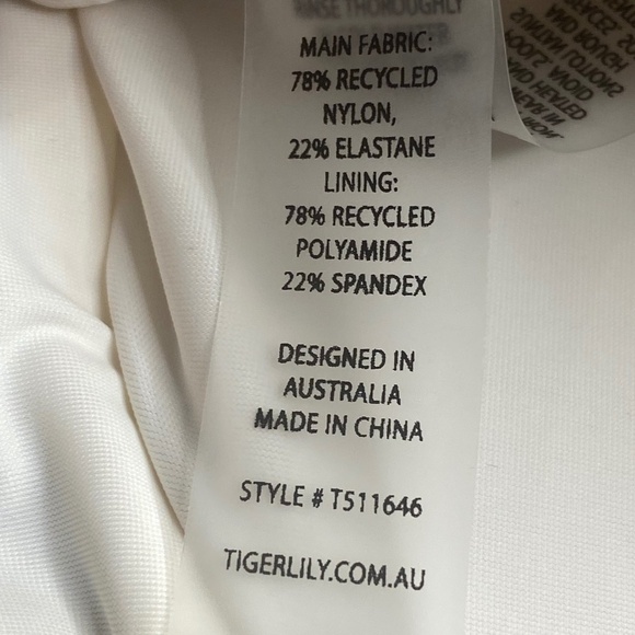 NEW TIGERLILY Devina Ponoma Blue White Striped Nautical One Piece Swimsuit M - Picture 15 of 16